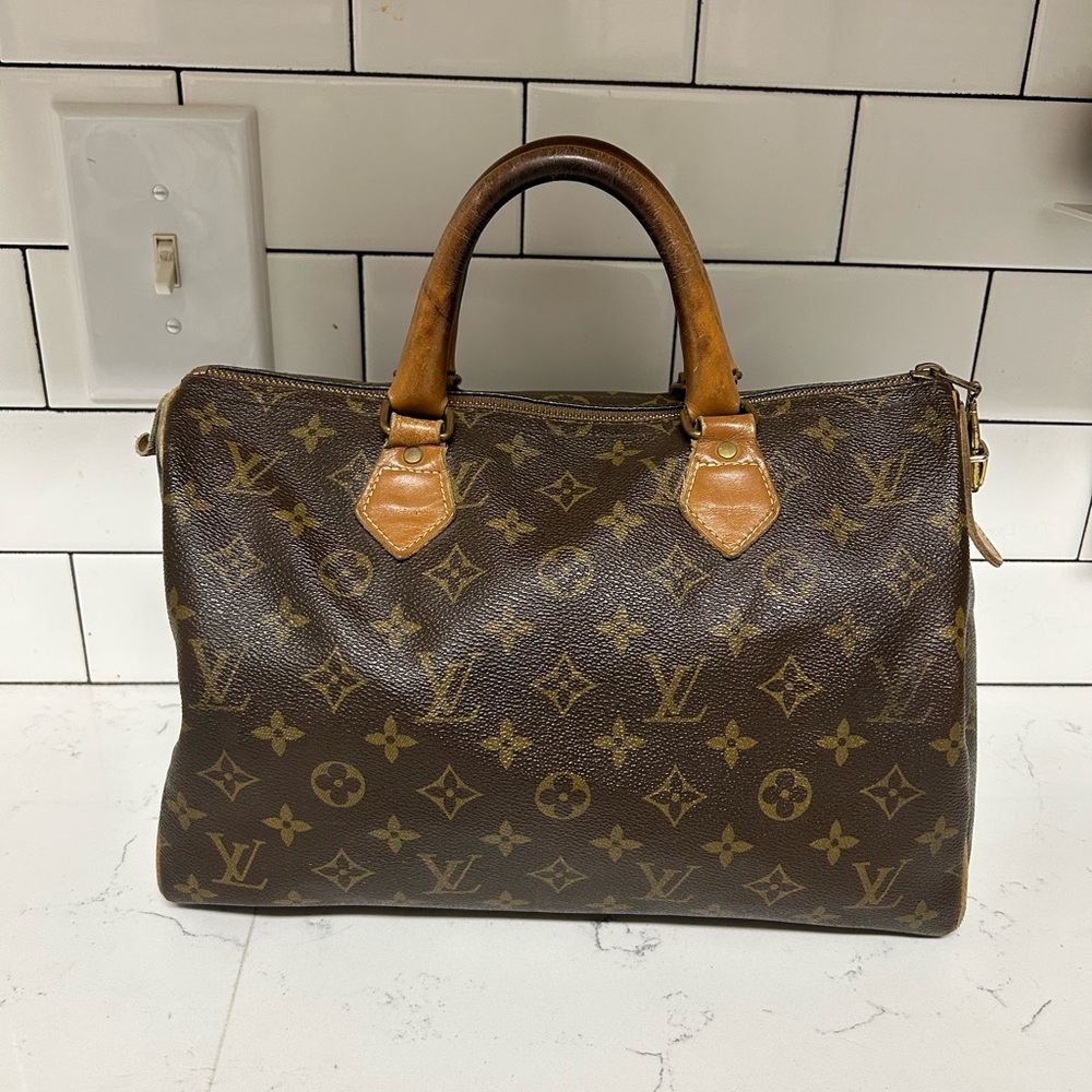 Vintage Louis Vuitton Speedy 30